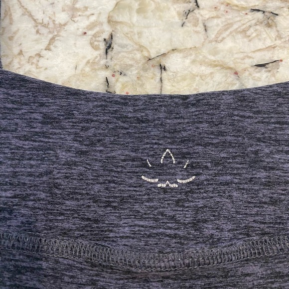 Beyond Yoga Purple/ Grey Leggings with Mesh Size Extra Small - Picture 4 of 9
